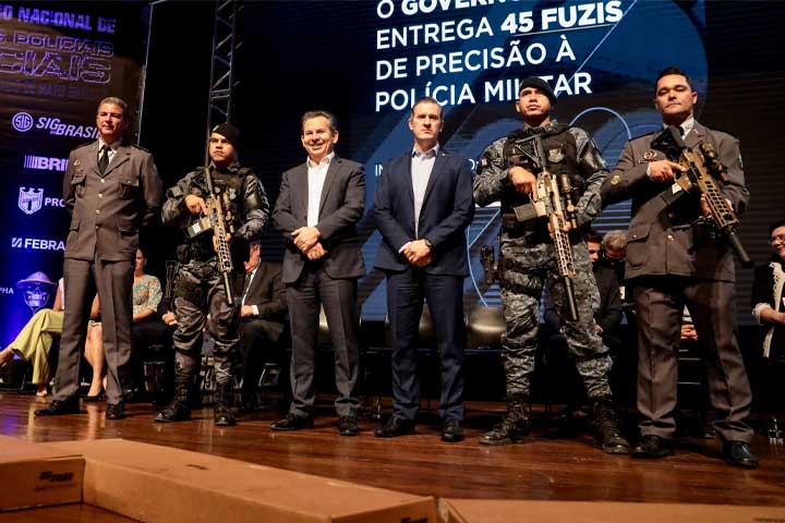 Governo do Estado entrega armamento para reforçar segurança no interior de MT