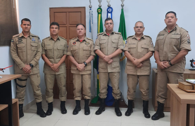 Coronel Alessandro Borges recebeu responsáveis pela obra do 3ª Companhia do 1º Batalhão e pela corrida Sesc Homens do Fogo