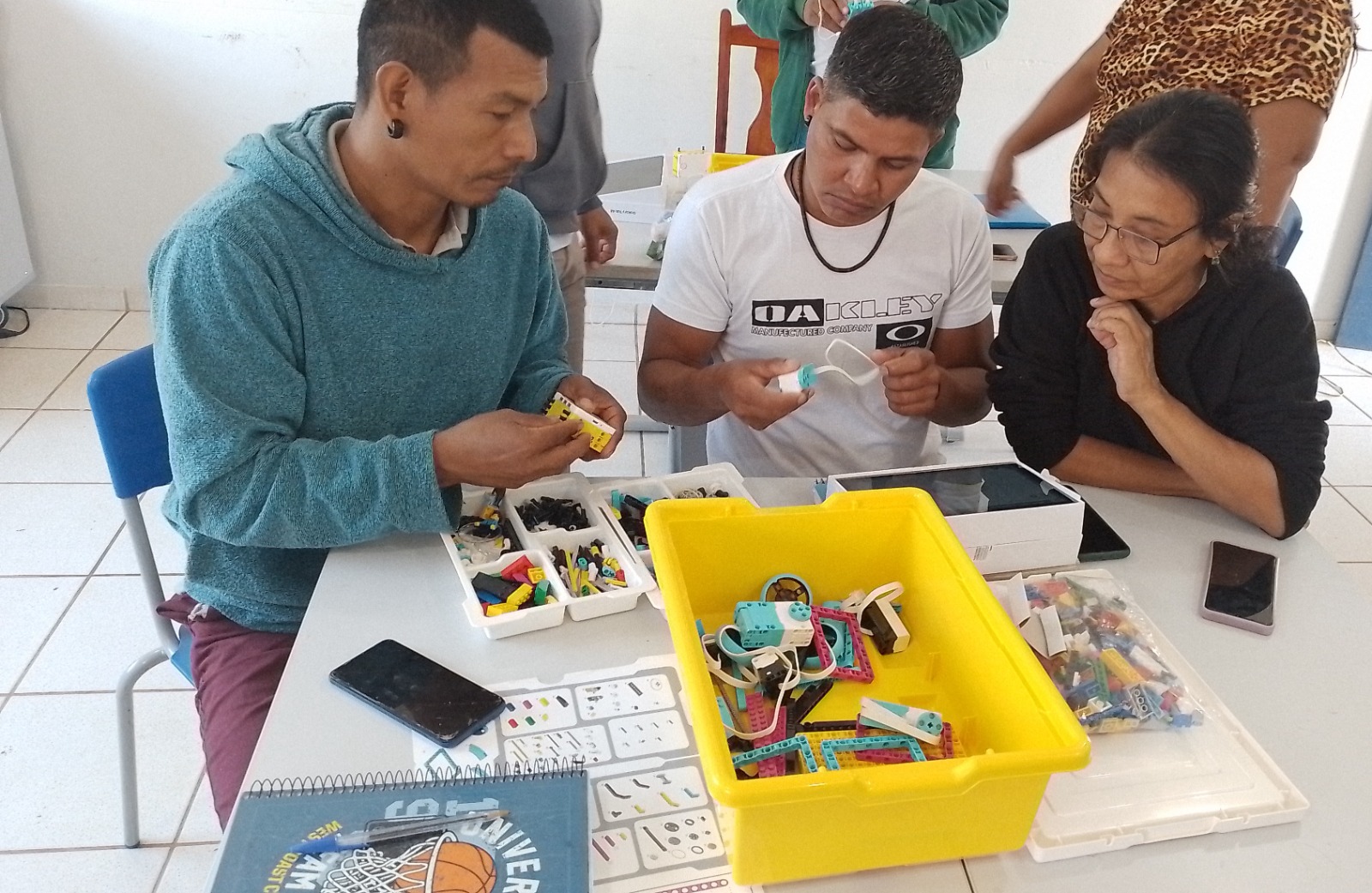 Seduc implementa aulas de robótica na Escola Estadual de Educação Indígena Jula Paré