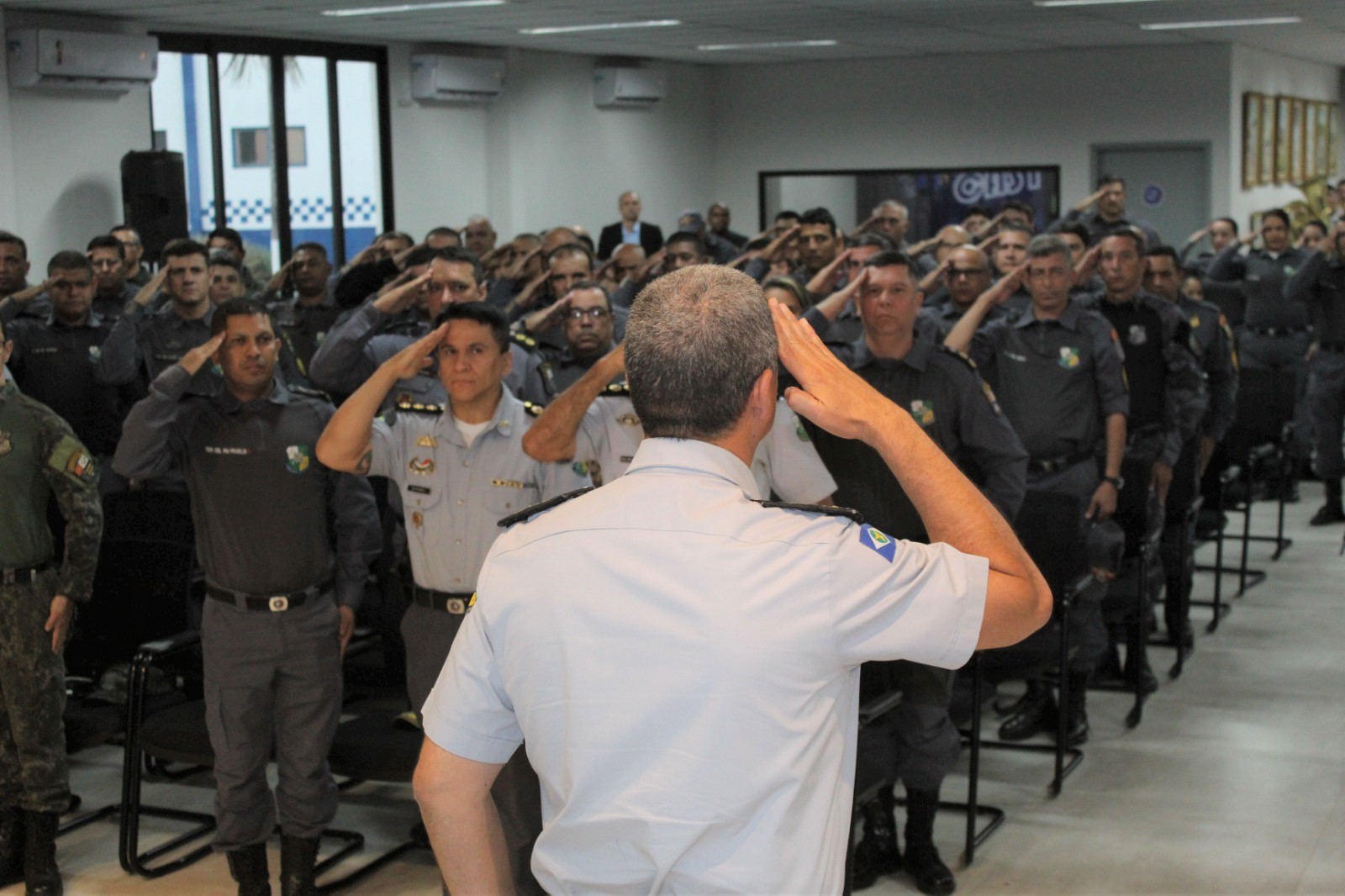 Polícia Militar de MT forma mais de 350 alunos no 12º Estágio de Aperfeiçoamento de Praças