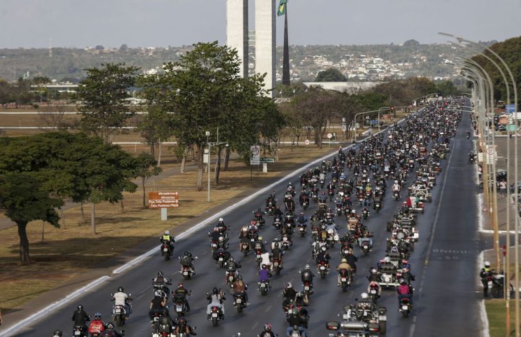 Maior evento de motos da América Latina lota vias de Brasília