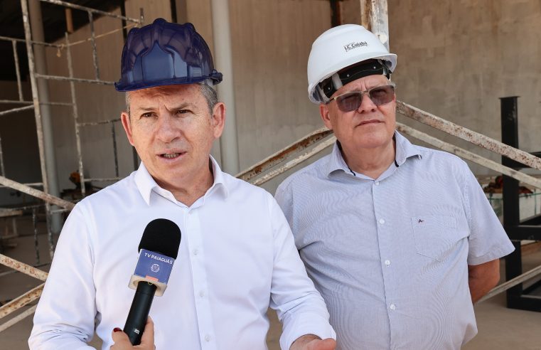 Governador e secretário vistoriam obra do Hospital Central: “Estamos na reta final”