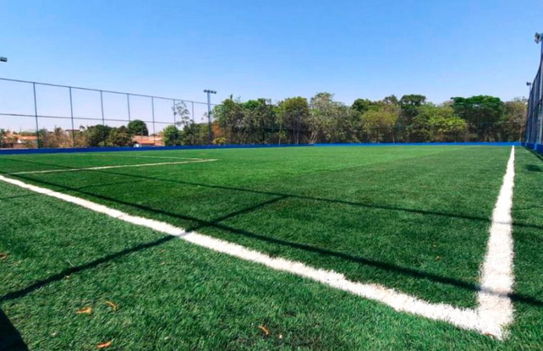 Campos de futebol serão feitos em quatro bairros em Sinop