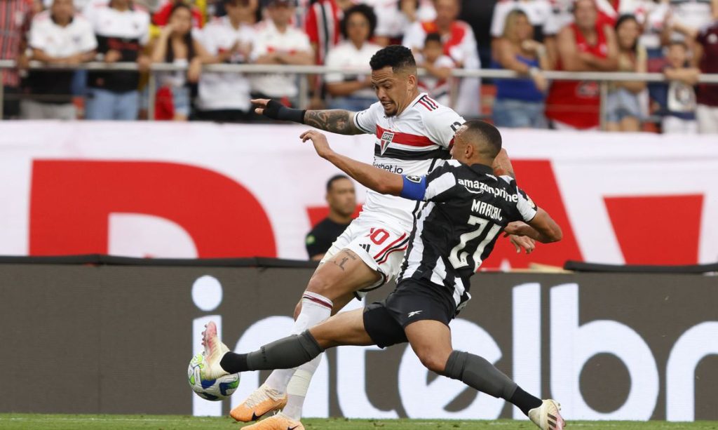 © Rubens Chiri/saopaulofc.net/Direitos reservados