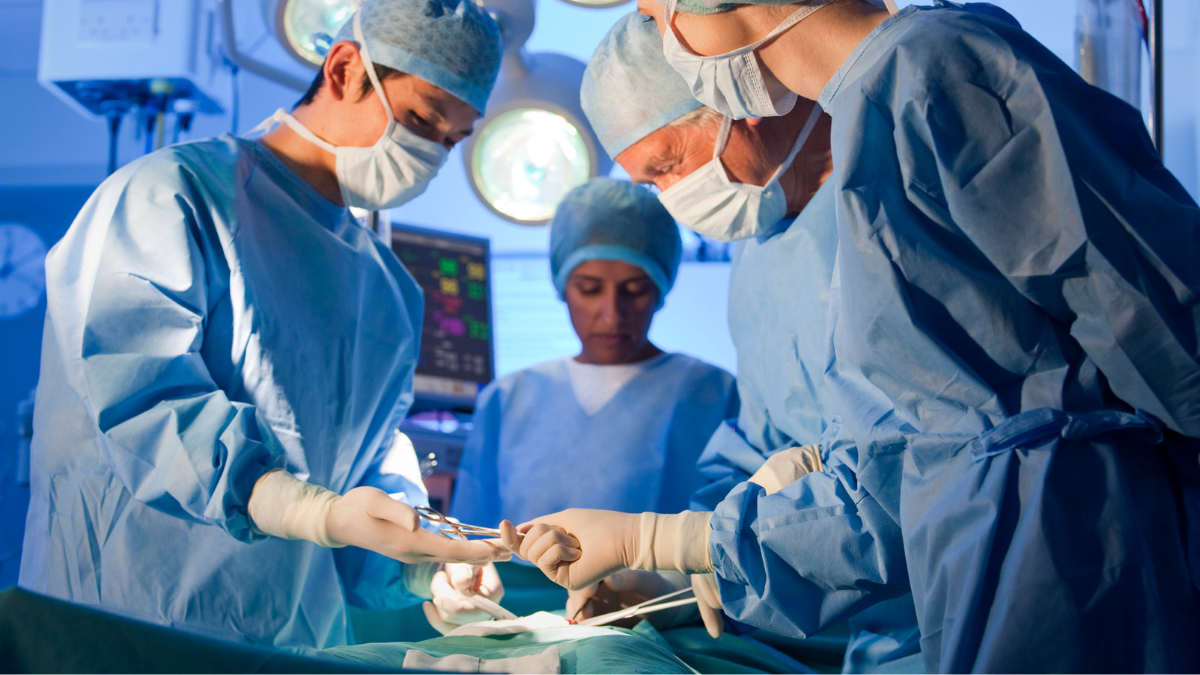 Governo do Estado realiza mutirão de cirurgias ortopédicas no Hospital Metropolitano