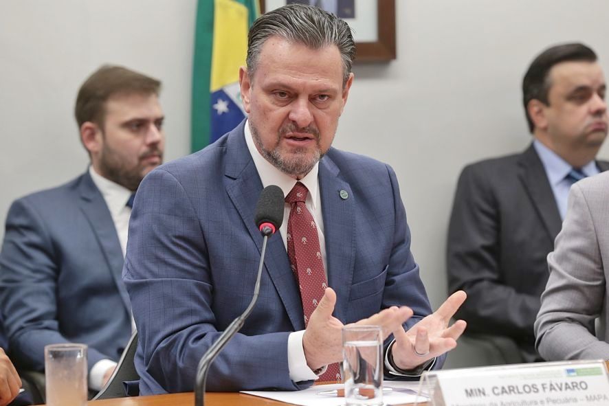 PP de Lira quer derrubar Fávaro do Ministério da Agricultura