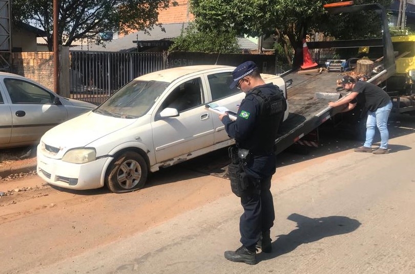 Segurança Pública recolhe mais de 60 veículos abandonados em Lucas do Rio Verde