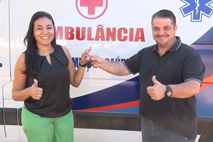 Prefeitura de Guarantã do Norte entrega a 8º ambulância OKM. A Secretaria de Saúde.