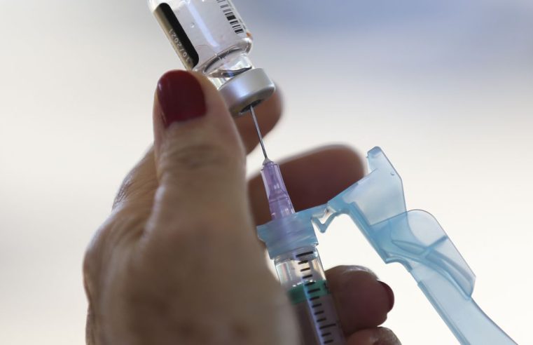 Covid-19: só 11% das crianças até 5 anos tomaram duas doses da vacina