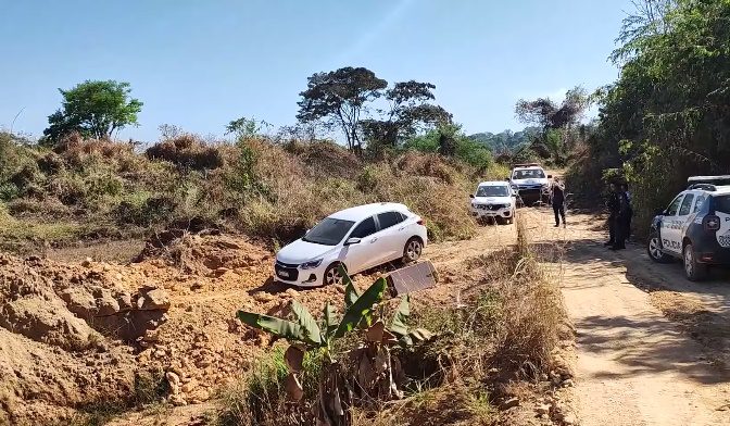 Alta Floresta: dupla leva veículo, dinheiro e celulares em roubo; automóvel localizado