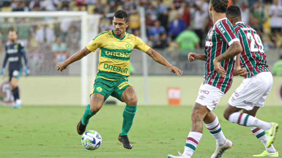 Fernando Diniz indica Fluminense com time reserva para jogo contra o Cuiabá