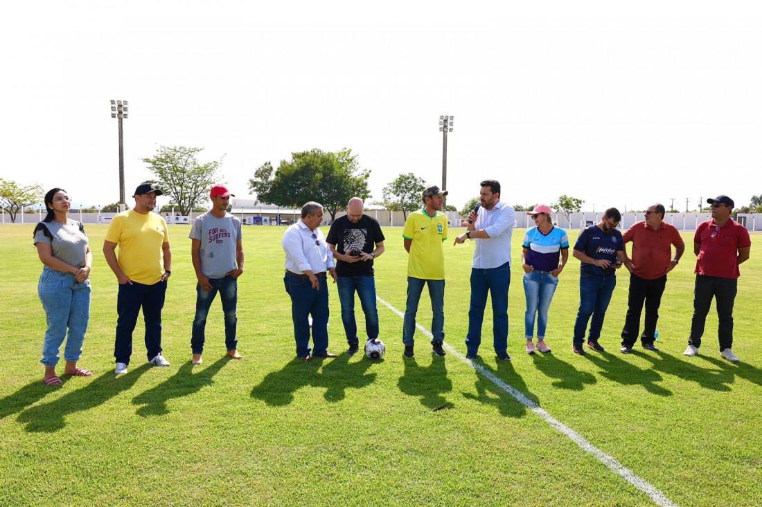 Prefeito Maninho realiza entrega da obra de revitalização do estádio municipal de Colíder