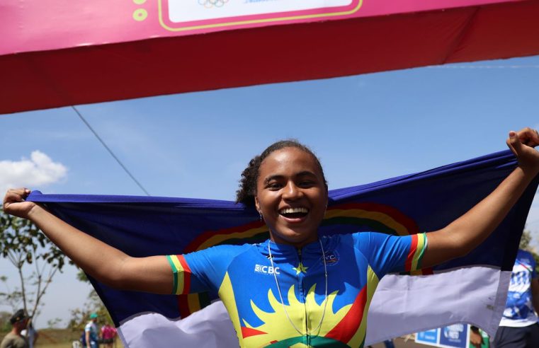 Pernambucana vai do sonho de ser Marta ao pódio no ciclismo e triatlo