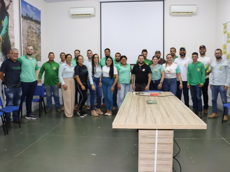 Coogavepe realiza palestra sobre comunicação e marketing para promover a visibilidade da mineração cooperativa