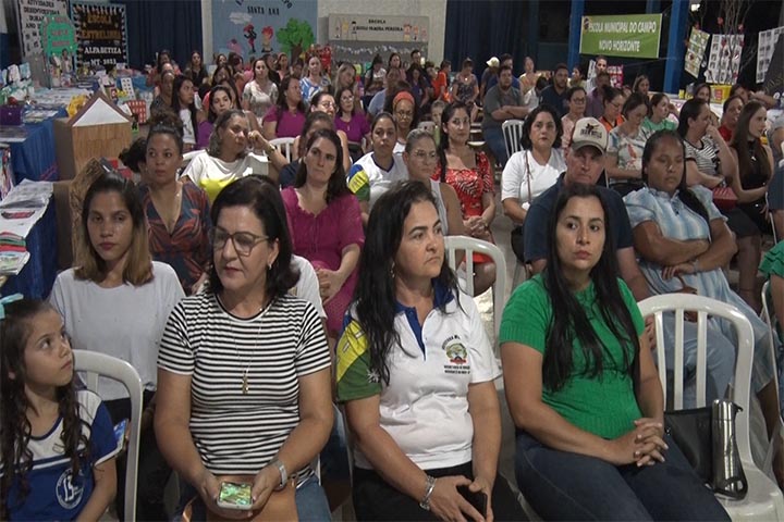 A Secretaria Municipal de Educação de Guarantã do Norte realizou o 2° Seminário de Boas Práticas na Educação- Alfabetiza-MT na escola Estrelinha do Norte.