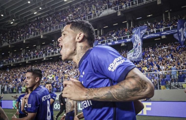 Cruzeiro vence o Bahia em casa e respira na luta contra o rebaixamento