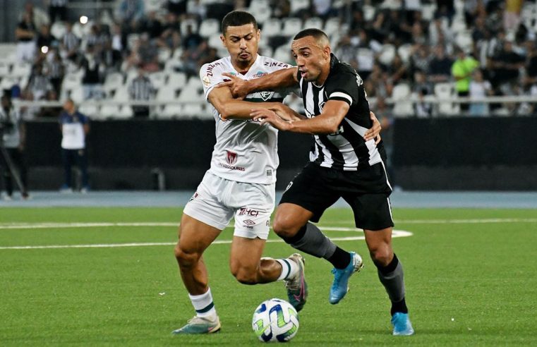Brasileiro: Fluminense recebe Botafogo em clássico no Maracanã