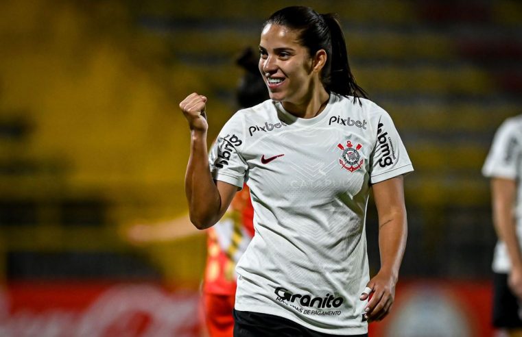Corinthians goleia e se garante nas quartas da Libertadores feminina