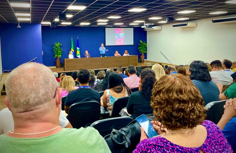 Profissionais da rede estadual de ensino discutem ações para a mediação de conflitos no ambiente escolar