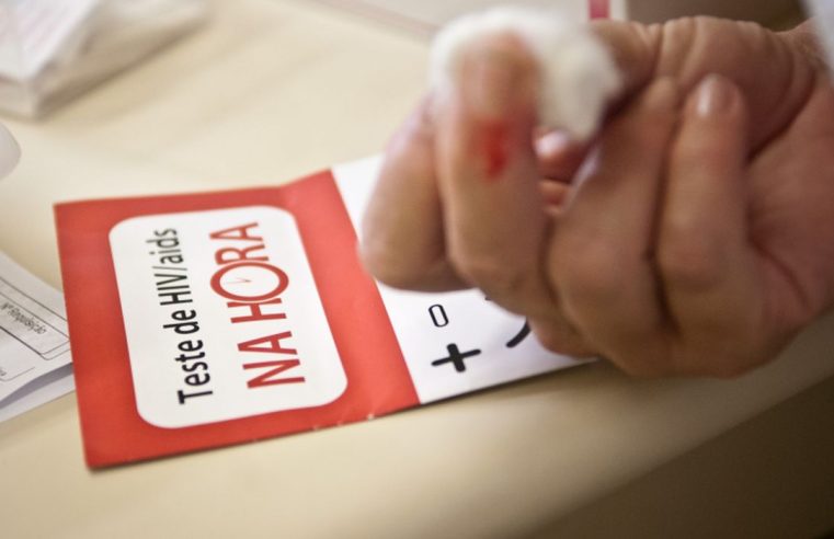 Governo reestrutura comissão nacional de HIV/Aids