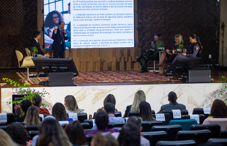 Maria da Penha nas escolas é abordada em Encontro das Redes de Enfrentamento à Violência Doméstica