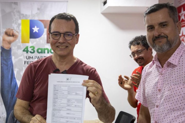 Lúdio assina sua pré-canditura para concorrer a prefeitura de Cuiabá em 2024
