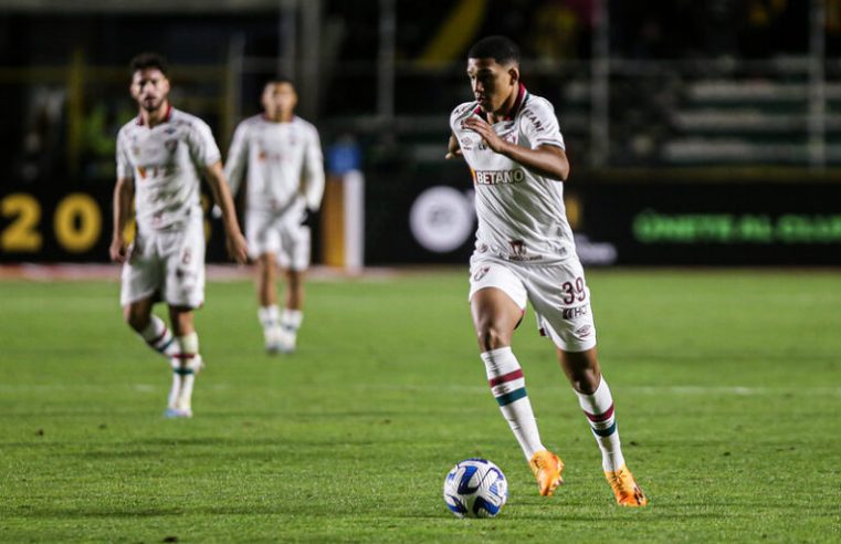 Com reservas, Fluminense perde do Bahia pelo Brasileiro em último jogo antes da Libertadores