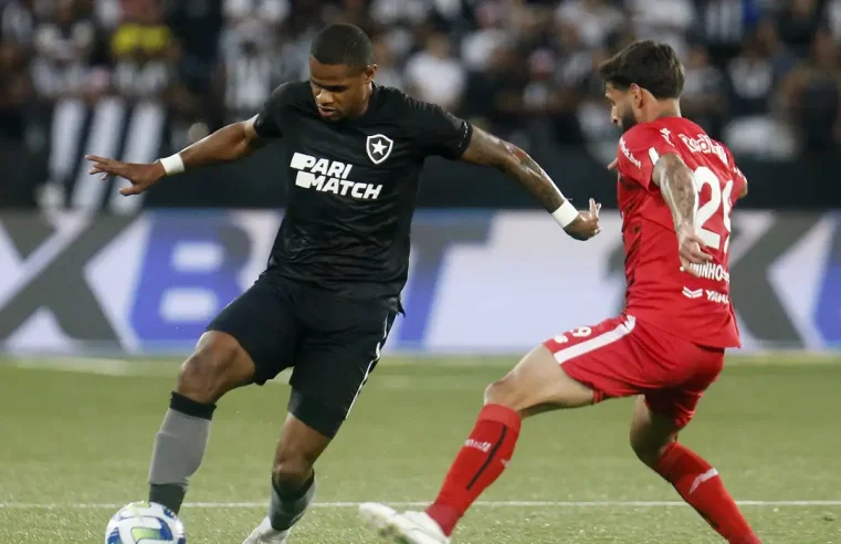 Botafogo tenta retomar ponta do Brasileiro diante do Bragantino