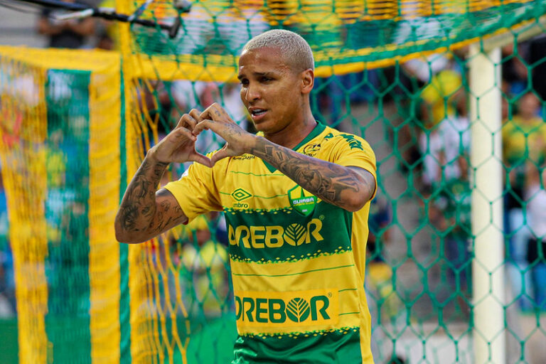 Cuiabá é o visitante com mais jogos sem sofrer gol na Série A