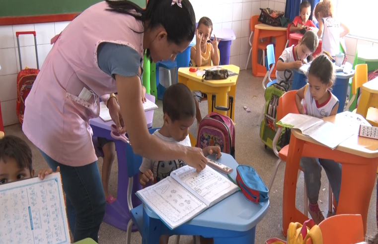 Secretária de Educação Diane Tonon Caovilla, fala sobre o redimensionamento escolar na rede pública em Guarantã do Norte