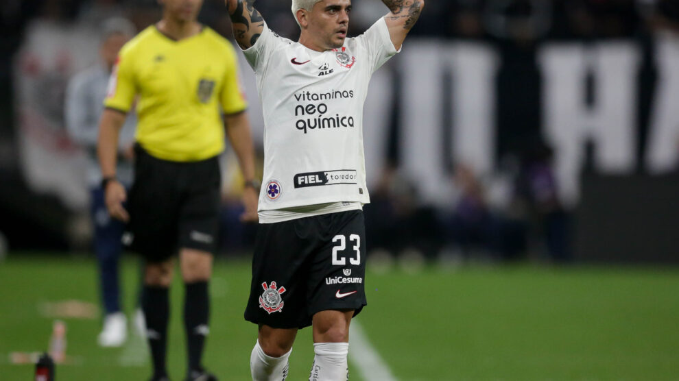 Corinthians é atropelado por Bahia e fica a três pontos da zona de rebaixamento do Brasileiro