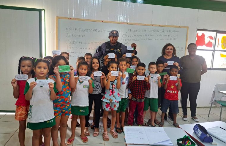 Detran-MT leva orientações sobre segurança no trânsito a estudantes de escola em Cuiabá