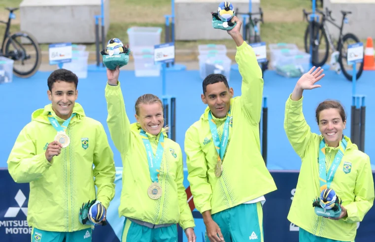 Brasil é bicampeão no revezamento misto do triatlo no Pan de Santiago
