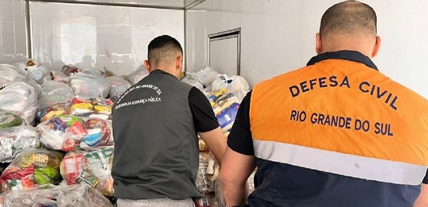 Justiça Eleitoral pelo Brasil: TRE-RS incentiva doações para afetados pelas inundações no estado