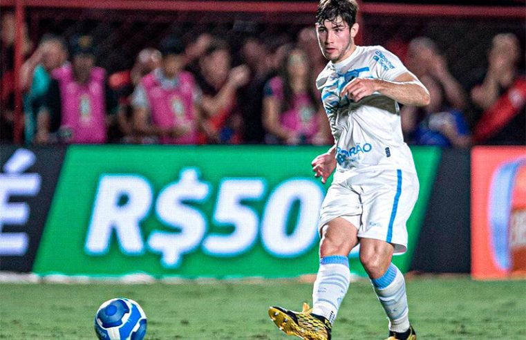 Cuiabá encaminha contratação de zagueiro que estava no Londrina