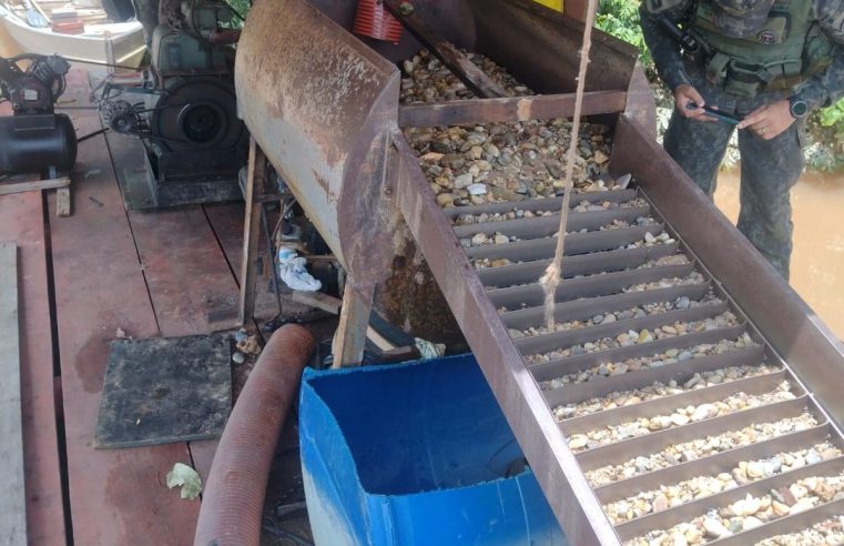 Batalhão Ambiental prende homem por extração ilegal de minério no Rio Cuiabá