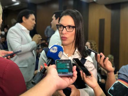 Janaina ‘prevê” dias difíceis ao partido após a gestão de Emanuel