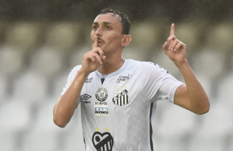Santos anuncia retorno de Diego Pituca