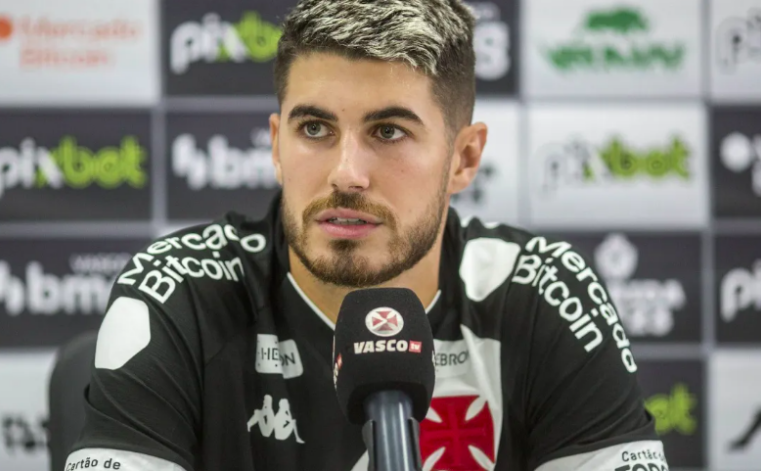 Corinthians negocia contratação de atacante ex-Vasco; veja detalhes
