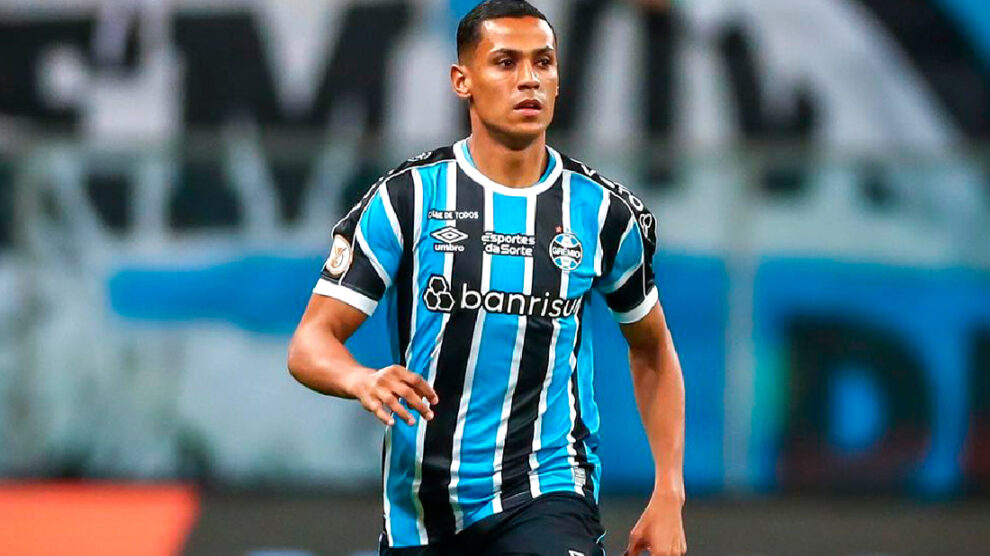 Cuiabá acerta contratação de zagueiro que estava no Grêmio