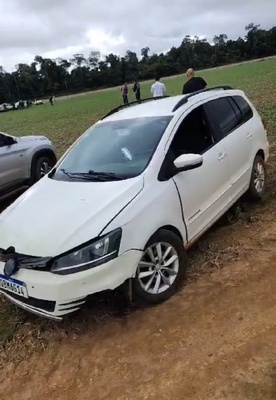 Ladrão rende moradores, rouba carro e foge em Sinop; PM recupera veículo