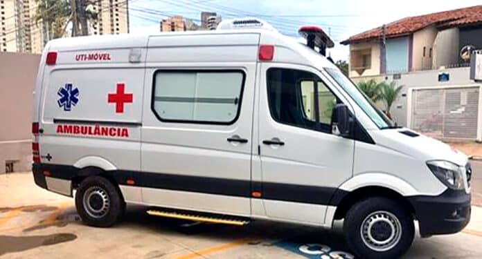 Erico autoriza compra de ambulância e mais veículos para prefeitura em Guarantã do Norte