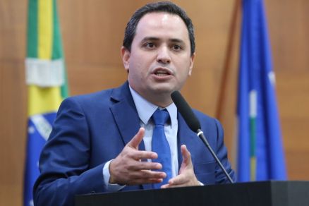 Deputado tenta ser “nova via” ao Alencastro: “Melhor caminho”