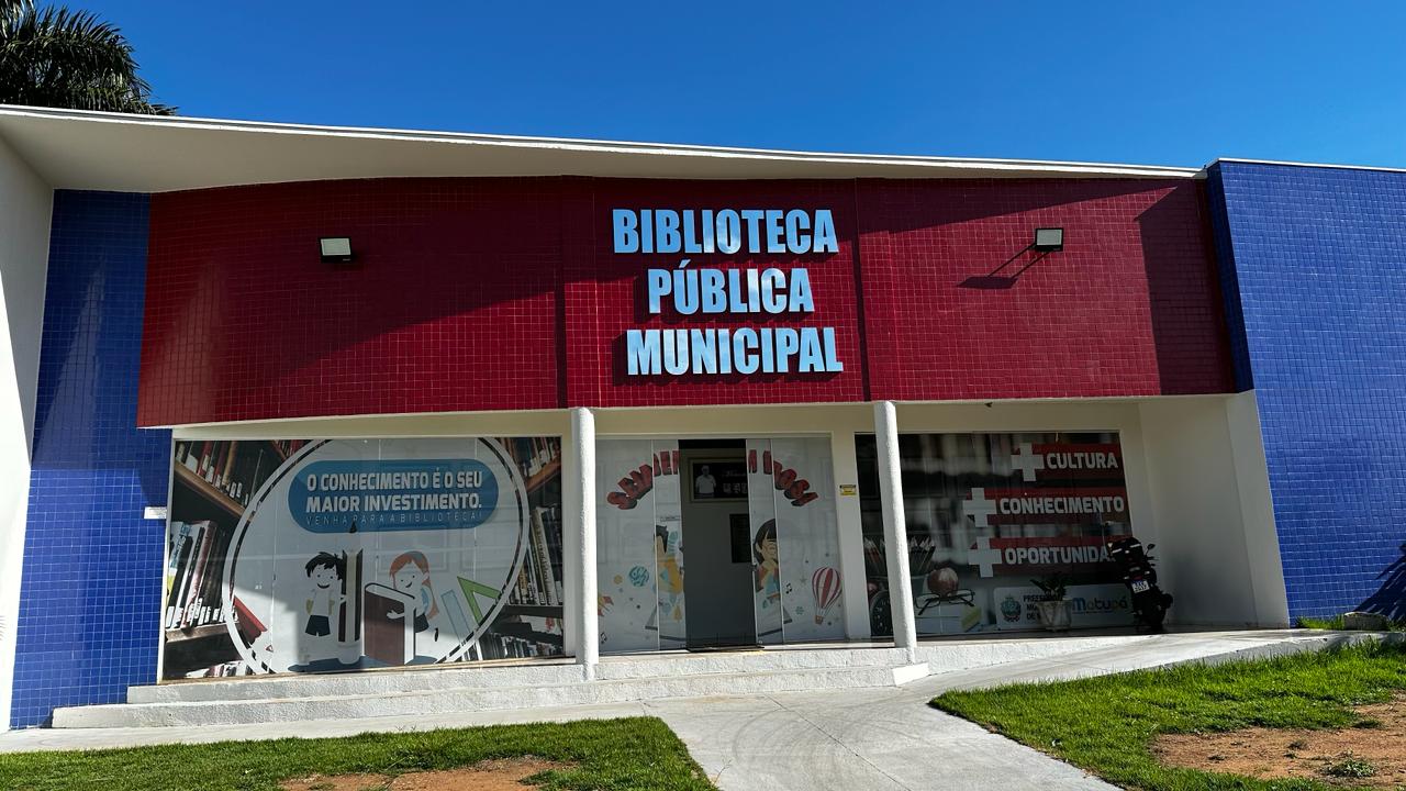 O CONHECIMENTO É LIVRE: A PREFEITURA MUNICIPAL DE MATUPÁ DA UMA REPAGINADA NA BIBLIOTECA PÚBLICA.