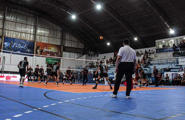 Vôlei Alta Floresta encerra participação na Super Liga B, com vitória sobre o Manaus Vôlei, no Ginásio Pezão