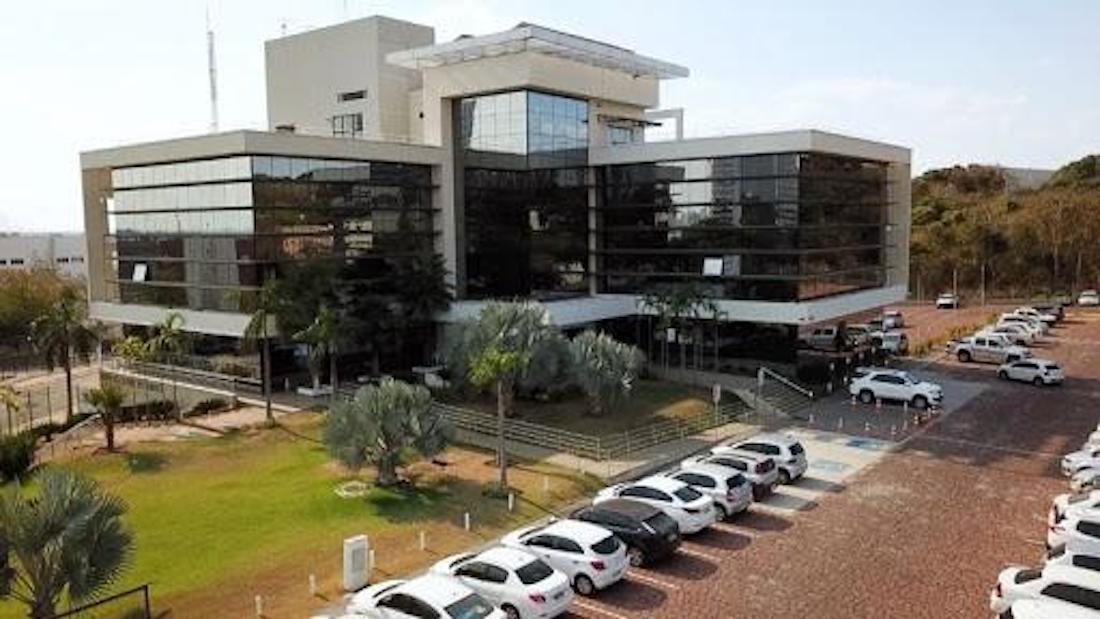 Aprosoja-MT aponta possível aumento de preços e pressiona por CPI para investigar banimento de defensivos