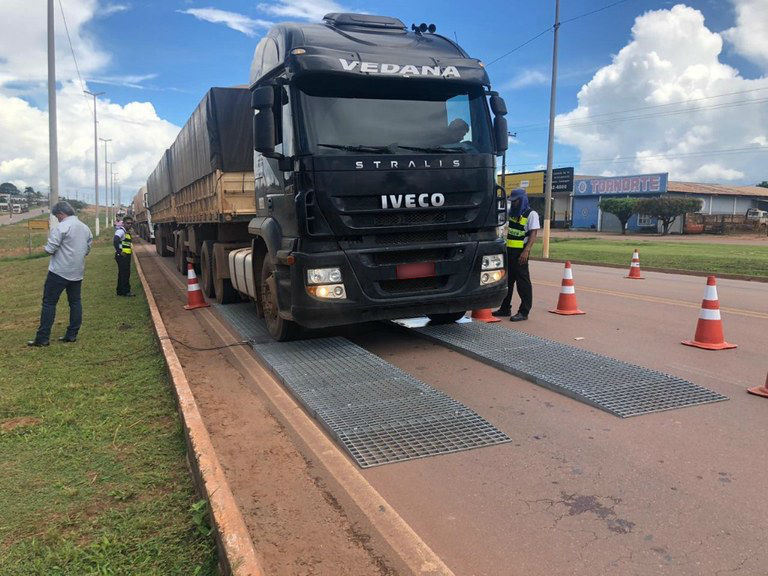 Reativação de balanças em Mato Grosso afetará renda de caminhoneiros, diz entidade